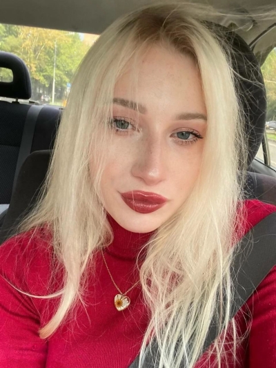 Индивидуалка Алена СПб у метро Горьковская, телефон +7(911)737-42-93