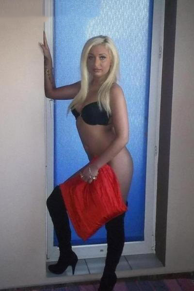 Света - cекс и интим услуги у метро Горьковская за 1500 р. час, телефон +7(981)284-95-14 - фото 3