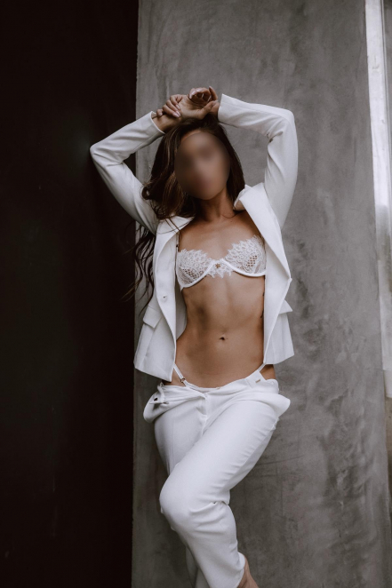 Ульяна - cекс и интим услуги у метро Ленинский Проспект за 1500 р. час, телефон +7(911)830-07-53 - фото 3