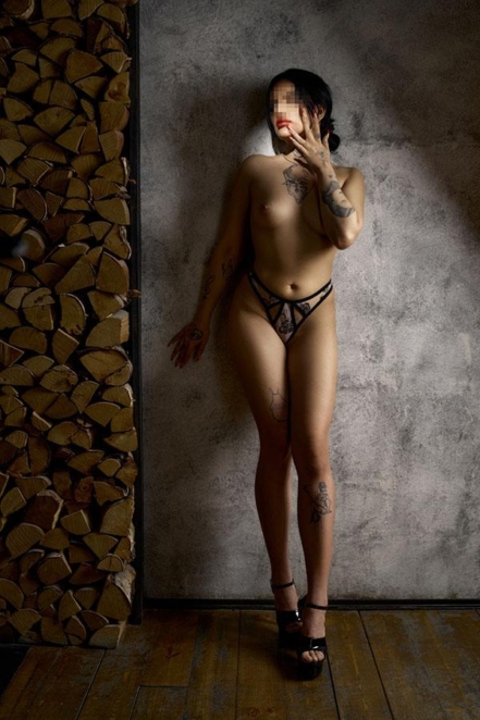 Вика - cекс и интим услуги у метро Электросила за 8000 р. час, телефон +79811554285 - фото 1