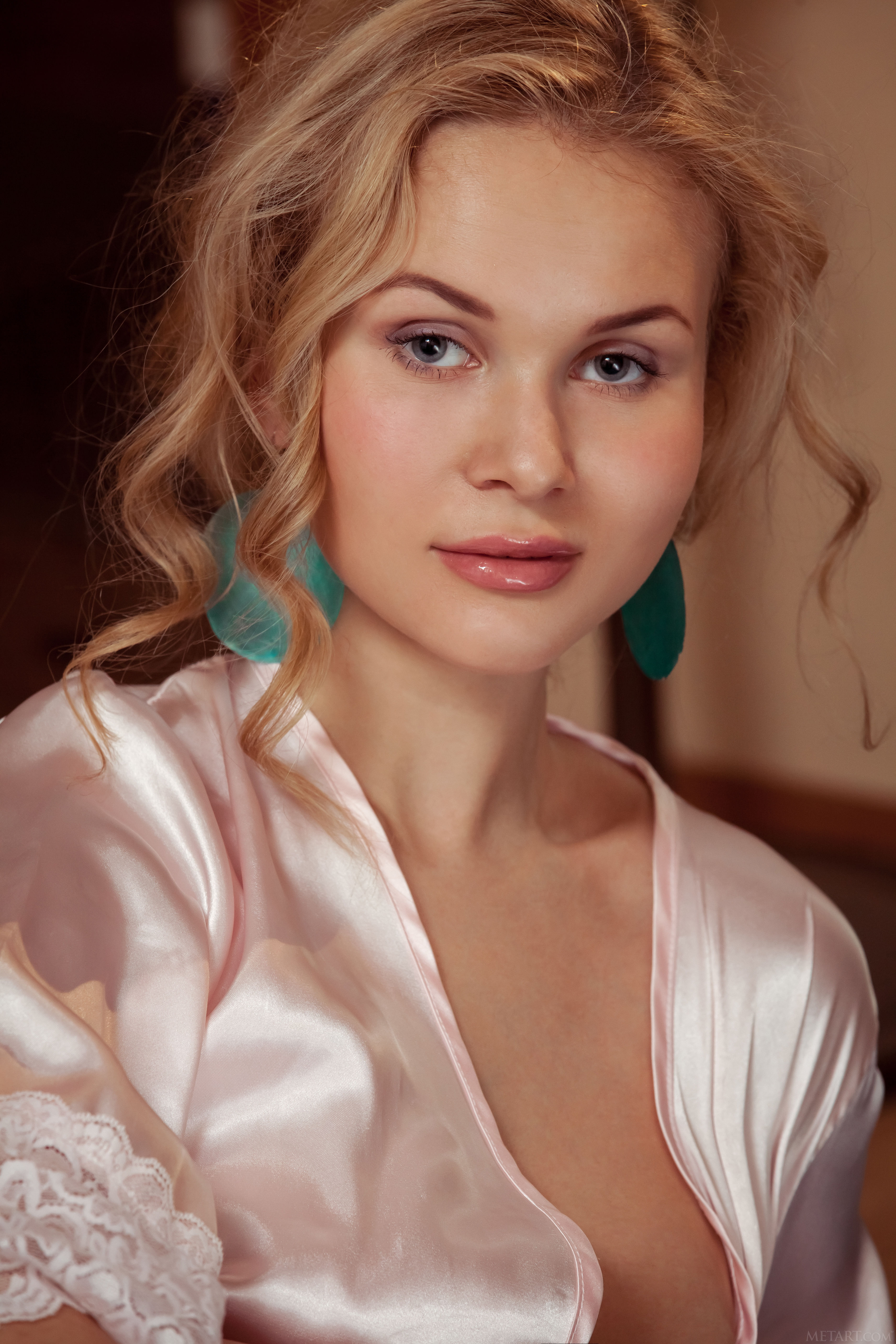 Проститутка Катя СПб у метро Крестовский Остров, телефон +7(981)284-95-14