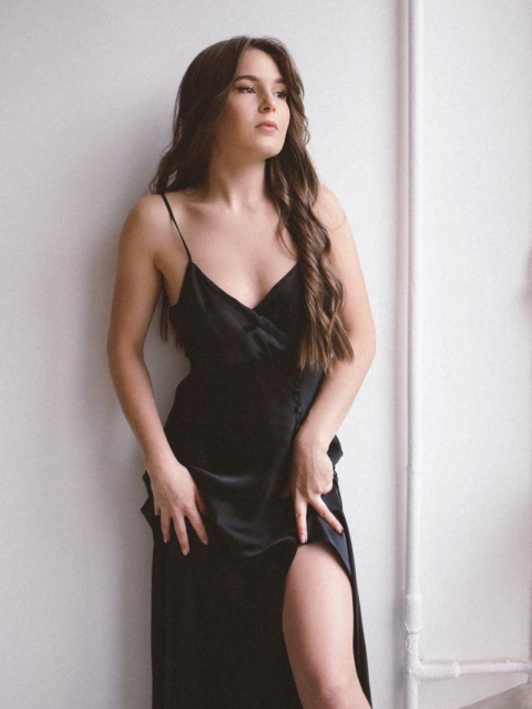 Вика - cекс и интим услуги у метро Политехническая за 1500 р. час, телефон +7(981)266-85-01 - фото 1