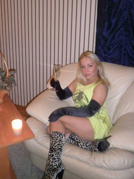 Проститутка Любовь СПб у метро Адмиралтейская, телефон +7(911)263-23-04