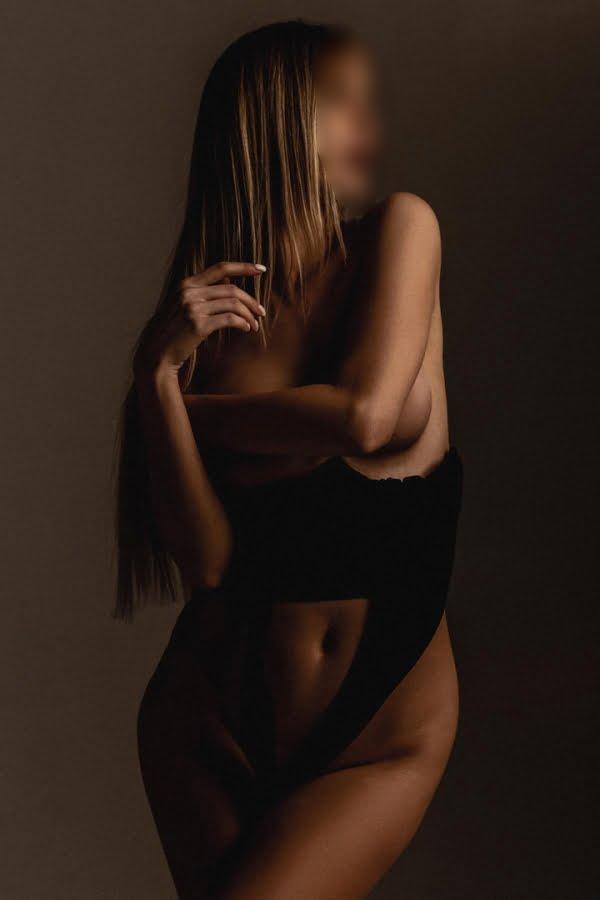 Индивидуалка Евгения СПб у метро Черная Речка, телефон +7(931)366-28-01