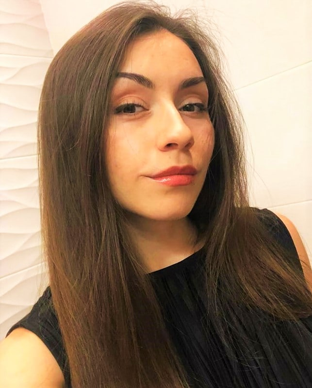 Проститутка Лина СПб у метро Новочеркасская, телефон +7(981)214-21-80