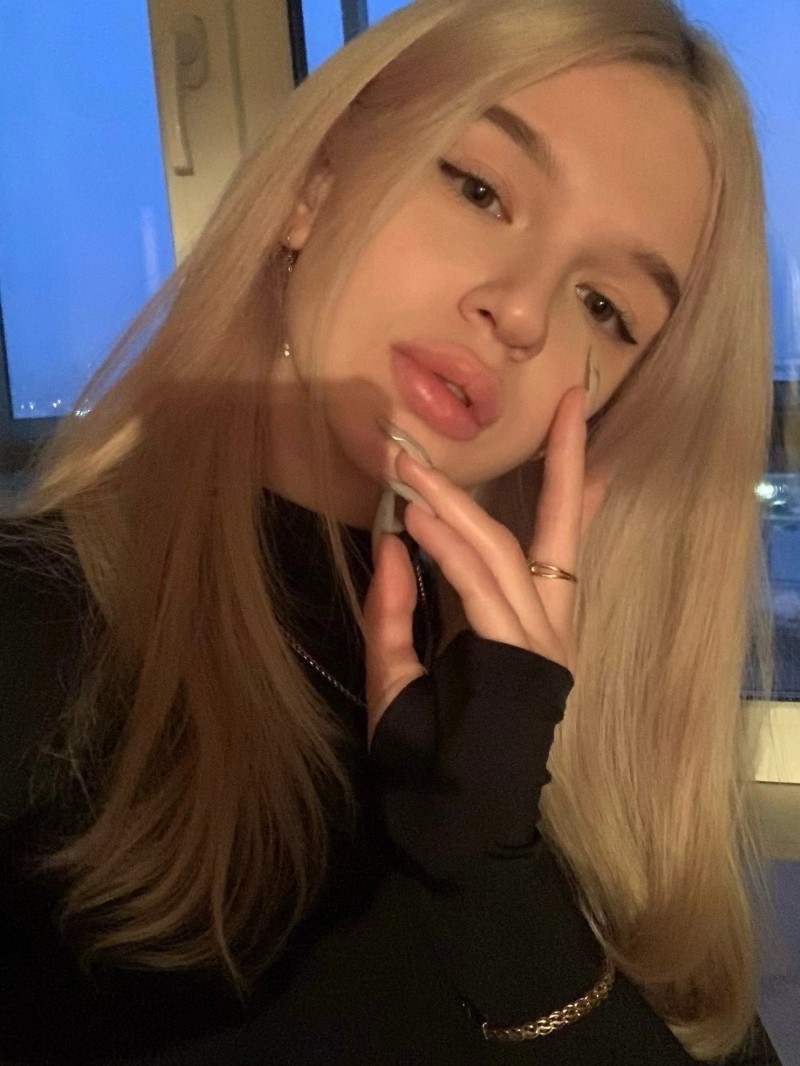 Проститутка Аманда СПб у метро Беговая, телефон +7(999)028-14-58